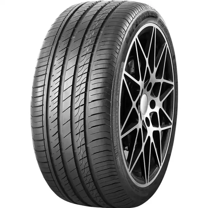Lichidare de stoc Anvelope vara SONIX L-ZEAL 56 235/50R20 104W