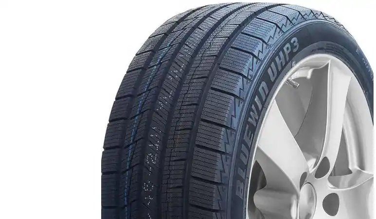 Transport gratuit SUPERIA Bluewin UHP 3 XL 225/40 R19 93V