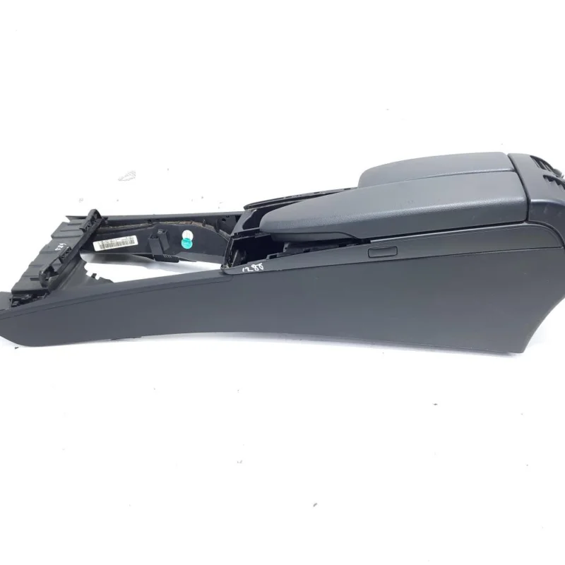 Popular Cotiera, Mercedes Clasa C (W204) (idi:558580)