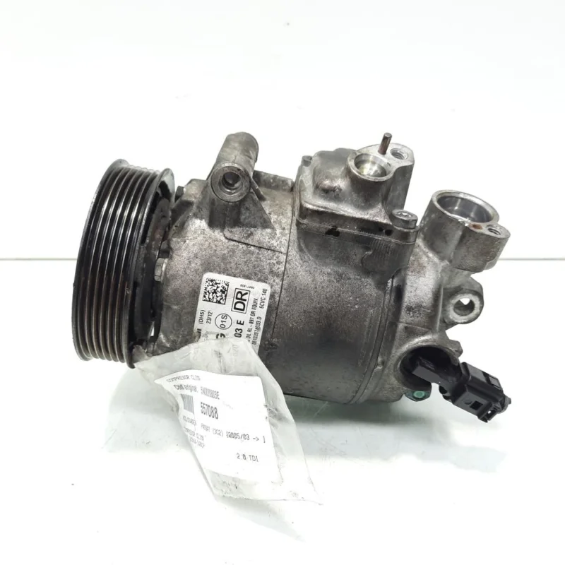 Livrare rapidă Compresor clima, cod 5N0820803E, Vw Golf 6 Cabriolet (517), 2.0 TDI, CBA (idi:557088)