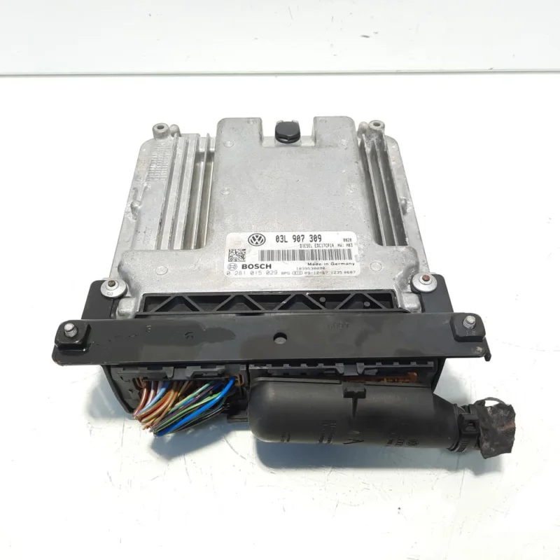 Calculator motor, cod 03L907309, 0281015029, Vw Passat (3C2), 2.0 TDI, CBB (id:558768) Cumpără acum