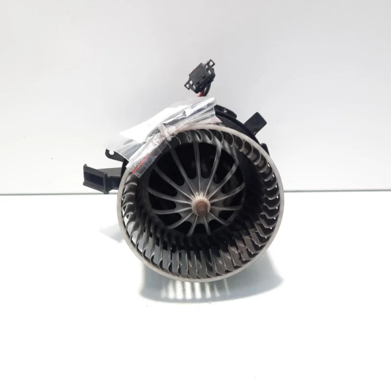 Ventilator bord climatronic, Audi A4 (8K2, B8) (id:555761) Plată sigură