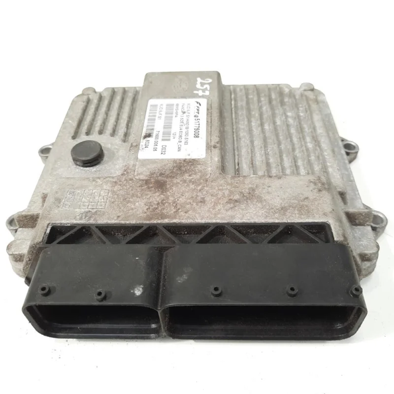 Calculator motor, cod 51775008, Fiat Panda Van (169), 1.3 M-JET, 188A8000 (idi:549938) Cel mai vândut