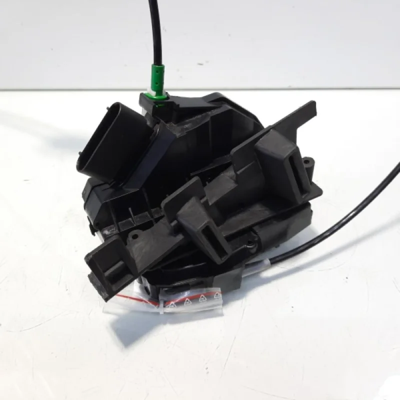 Nu rata Broasca usa stanga spate, cod 8A6A-A26413-BD, Ford Fiesta 6 (id:552396)