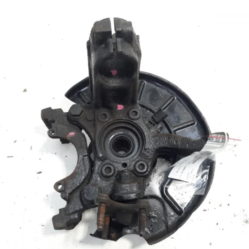 Ultima șansă Fuzeta dreapta fata, Vw Golf 6 (5K1), 1.4 TSI, CAX (id:551121)