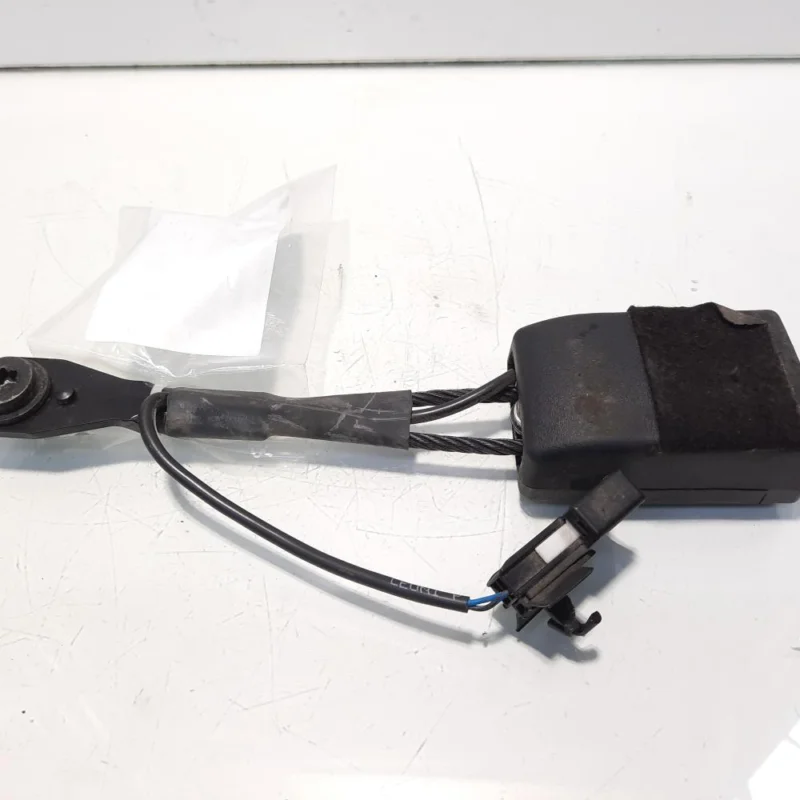 Capsa centura dreapta fata cu fir, cod GM13327470, Opel Insignia A Combi (idi:546269) Retur gratuit