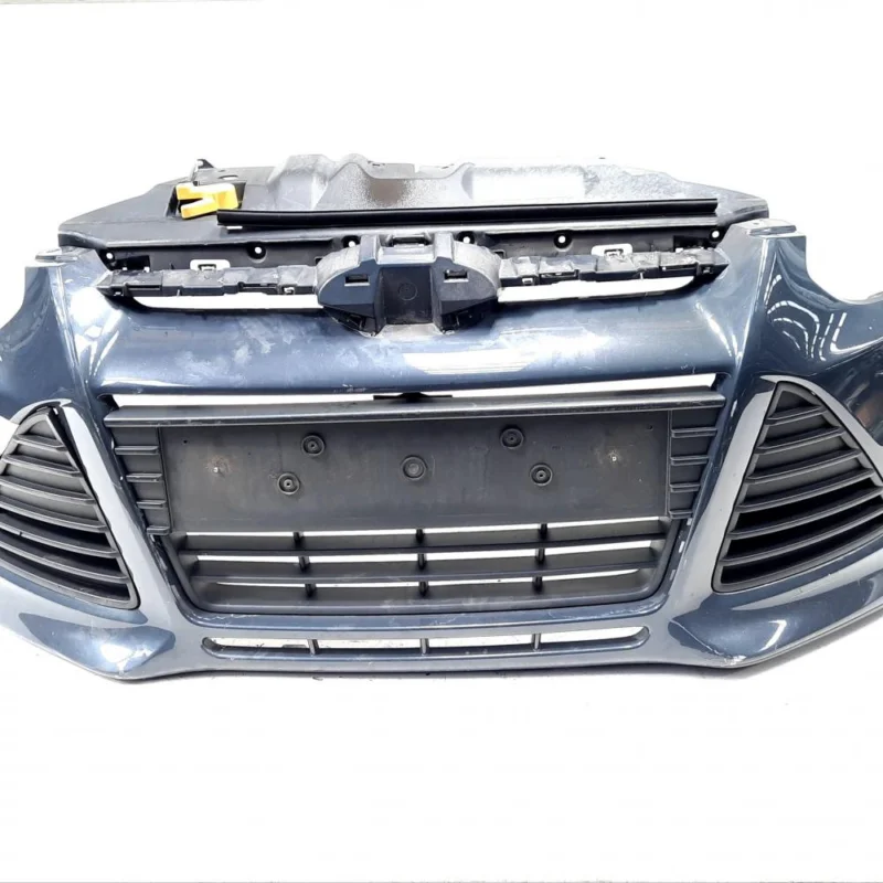 Noutate Bara fata cu grile, Ford Focus 3 Sedan (idi:532267)