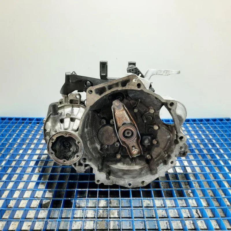 Preț mic Cutie viteze manuala, cod MZL, Seat Ibiza 5 Sportcoupe (6J1), 1.6 TDI, CAY, 5 vit man (idi:541397)