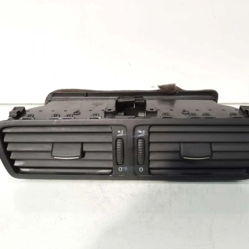 Cel mai bun preț Grila aer bord centrala, VW Passat (3C2) (id:546301)