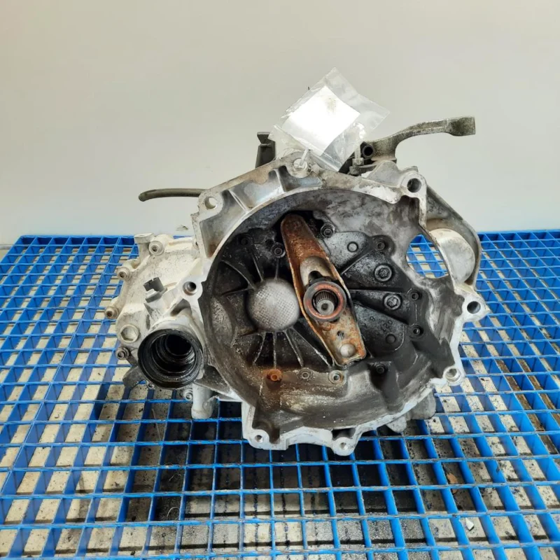 Retur ușor Cutie de viteza manuala, cod LVE, Seat Ibiza 5 Sportcoupe (6J1), 1.4 benz, CGG, 5 vit man (idi:541371)