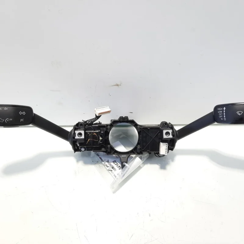 Reduceri Maneta semnalizare cu maneta stergatoare, cod 5Q0953502AE, Skoda Superb III (3V3) (id:541470)