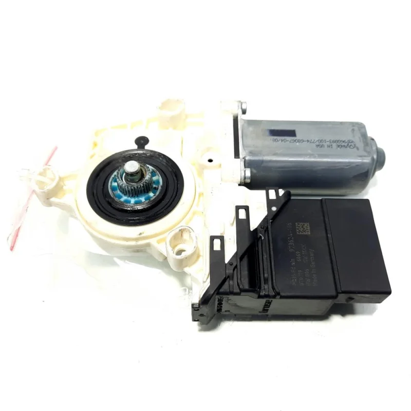 Calitate înaltă Motoras macara stanga spate, cod 1K0959703P, VW Passat Variant (3C5) (idi:526020)