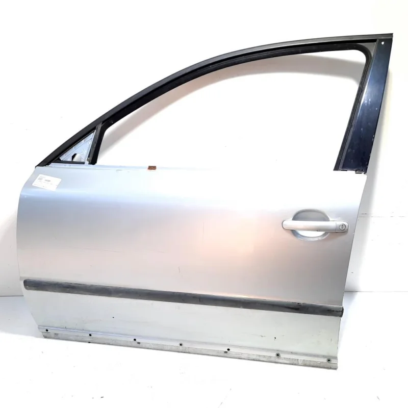 Usa stanga fata, Vw Passat (3B3) (id:538308) Mai ieftin