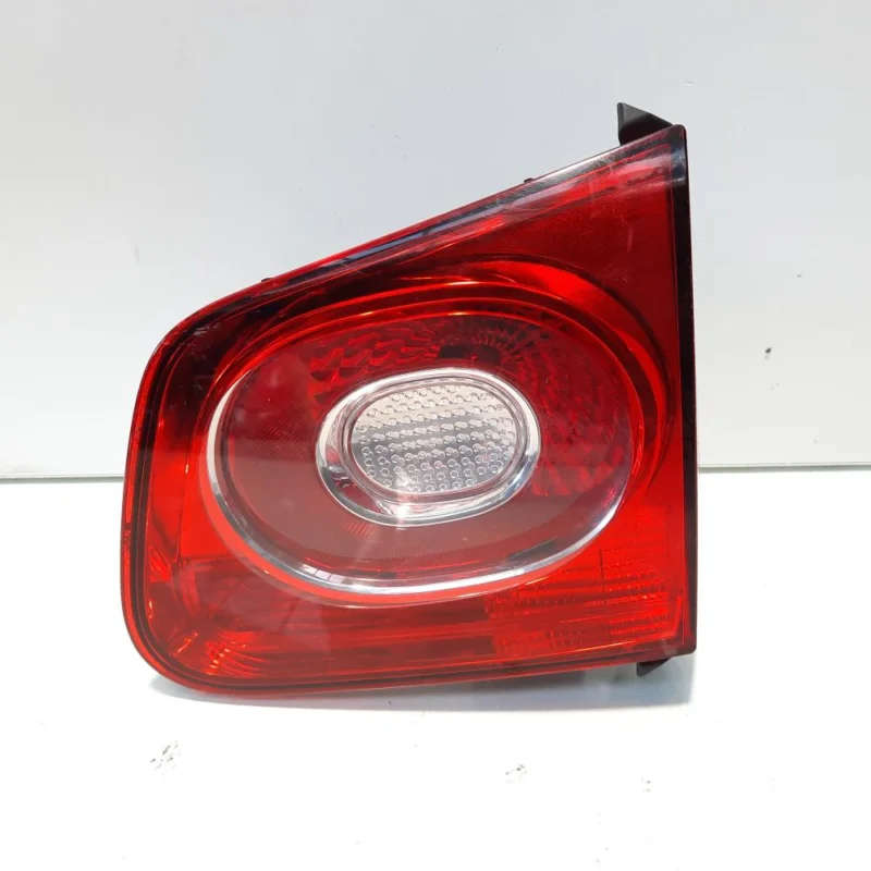 Stop dreapta haion, cod 5N0945094C, Vw Tiguan (5N) (id:537725) Disponibil imediat