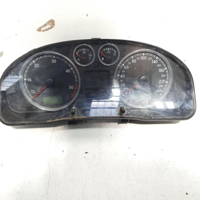 Super ofertă Ceas bord, cod 3B0920827A, Vw Passat Variant (3B6) (id:531170)
