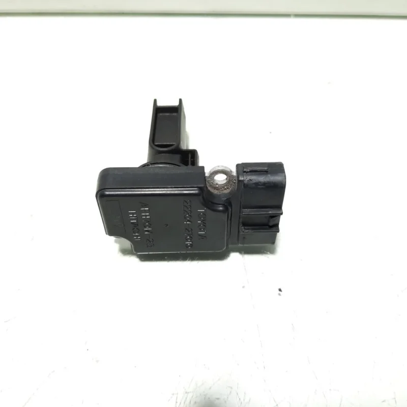 Nu rata Senzor debitmetru aer, cod 22204-27010, Toyota Rav 4 II (CLA2, XA2, ZCA2, ACA2) (id:529651)