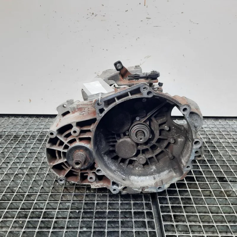 Lichidare de stoc Cutie de viteza manuala, cod GRF, Vw Golf 5 (1K1) 2.0 TDI, BKD, 6 vit man (pr:110747)