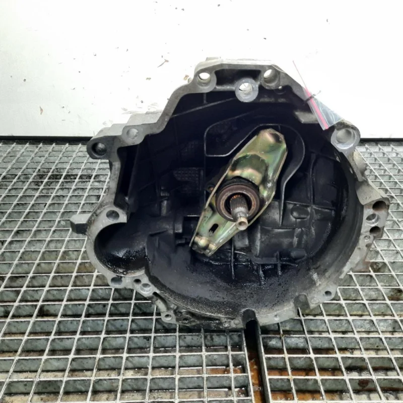 Cutie viteze manuala, cod EEN, Audi A6 Avant (4B5, C5), 1.9 TDI, AFN, 5 vit man (idi:514646) Ofertă