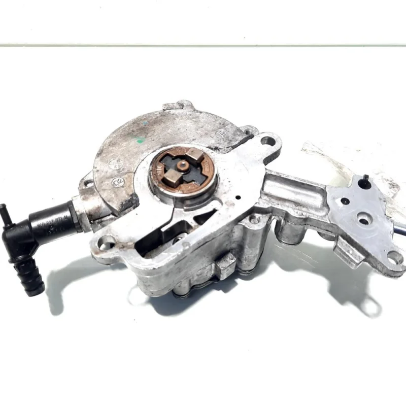 Pompa vacuum Bosch, cod 038145209M, Skoda Octavia 2 (1Z3), 2.0 TDI, BMM (idi:512174) Ofertă de sezon