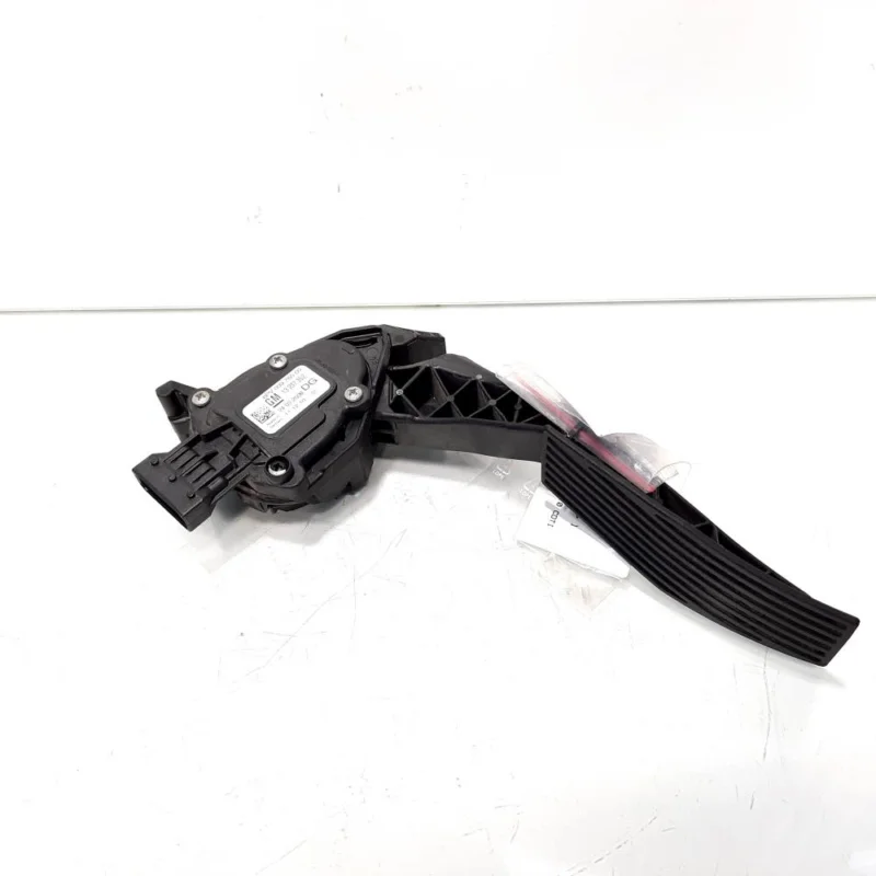 Preț redus Pedala acceleratie, cod 13237352, Opel Insignia A (id:523645)