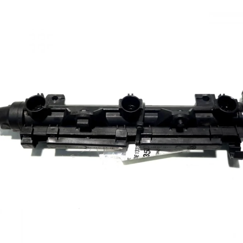 Rampa injectoare, cod 03E133320, Skoda Fabia 1 Sedan (6Y3), 1.2 benz, AQZ (idi:513549) Calitate înaltă