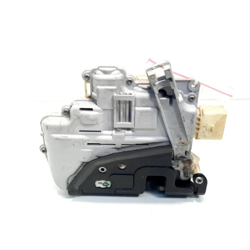 Reduceri Broasca stanga fata, cod 3C1837015A, Vw Passat Variant (3C5) (id:521855)