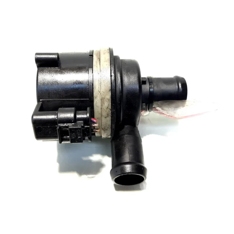 Pompa recirculare apa, cod 6R0985561A, Skoda Roomster (5J), 1.6 TDI, CAY (idi:516166) Preț redus
