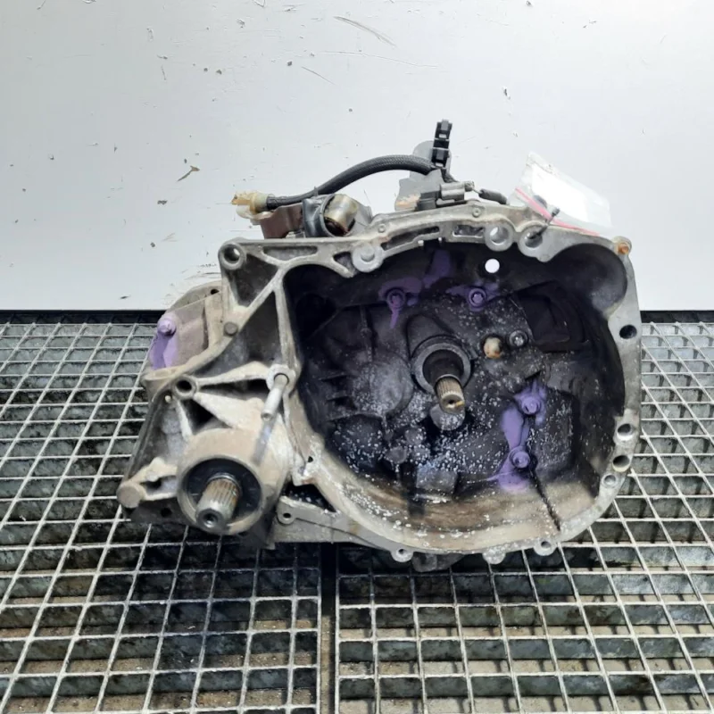 Cutie viteza manuala, cod JH3090, Dacia Sandero 2, 1.2 benz, D4FD740, 5 vit man (id:514658) Vezi acum