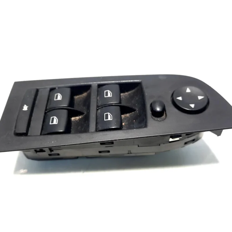 Reducere specială Butoane comanda geam stanga fata, cod 9217335, Bmw 3 Touring (E91) (id:513985)