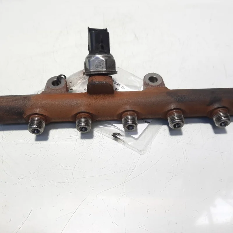Rampa injectoare cu senzor, cod 8200669695, Renault Twingo 2, 1.5 DCI, K9K884 (idi:507866) Chilipir