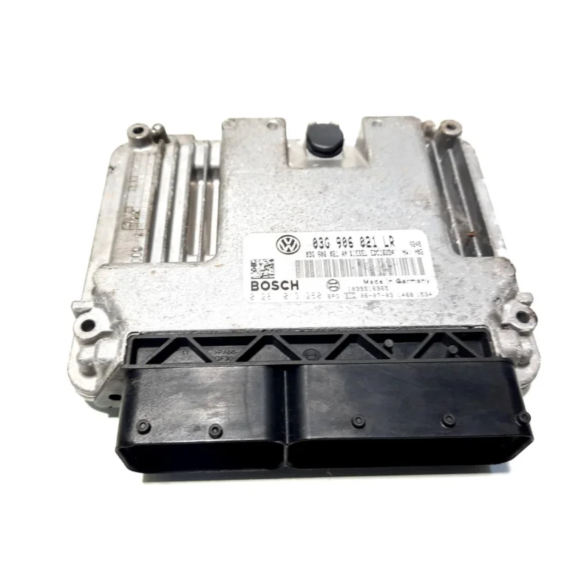 Calculator motor, cod 03G906021LR, 0281013260, VW Passat Variant (3C5) 1.9 TDI, BXE (idi:510019) Preț redus