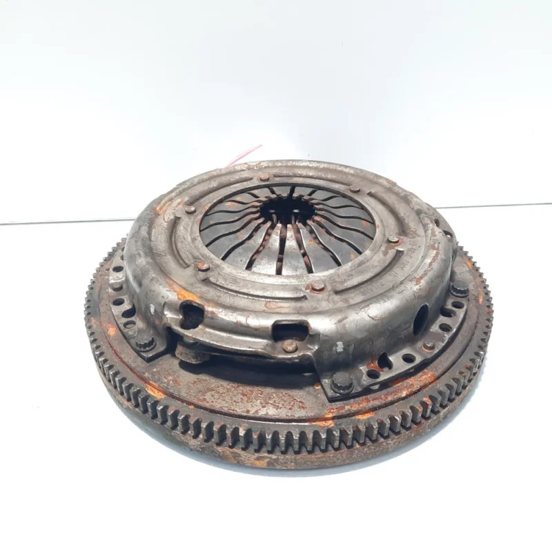 Preț redus Volanta masa simpla cu placa presiune, Skoda, 1.2 benz, BMD, 5 vit man (idi:503320)