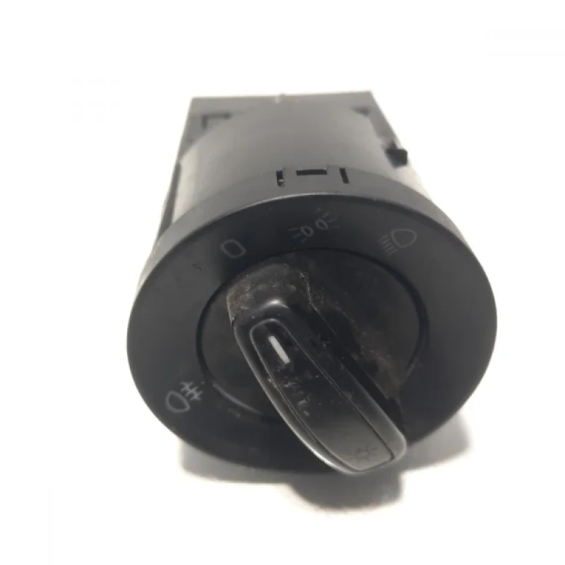 Reducere Bloc lumini, cod 5JA941531D, Skoda Rapid (NH3) (id:506026)