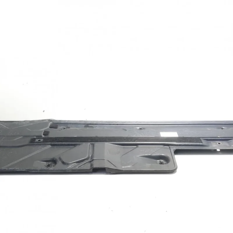 Scut caroserie dreapta, cod A2046100208, Mercedes Clasa C (W204) (id:499310) Expediere rapidă