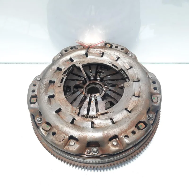 Volanta masa dubla cu placa presiune, cod A0012523905, Mercedes Clasa C Coupe (C204), 2.2 CDI, OM646811, 6 vit man (idi:494520 Preț mic