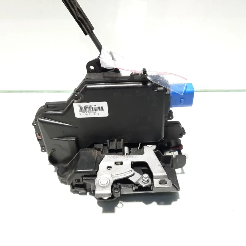 Popular Broasca dreapta spate, cod 5J7839016A, Skoda Roomster (5J) (id:497104)