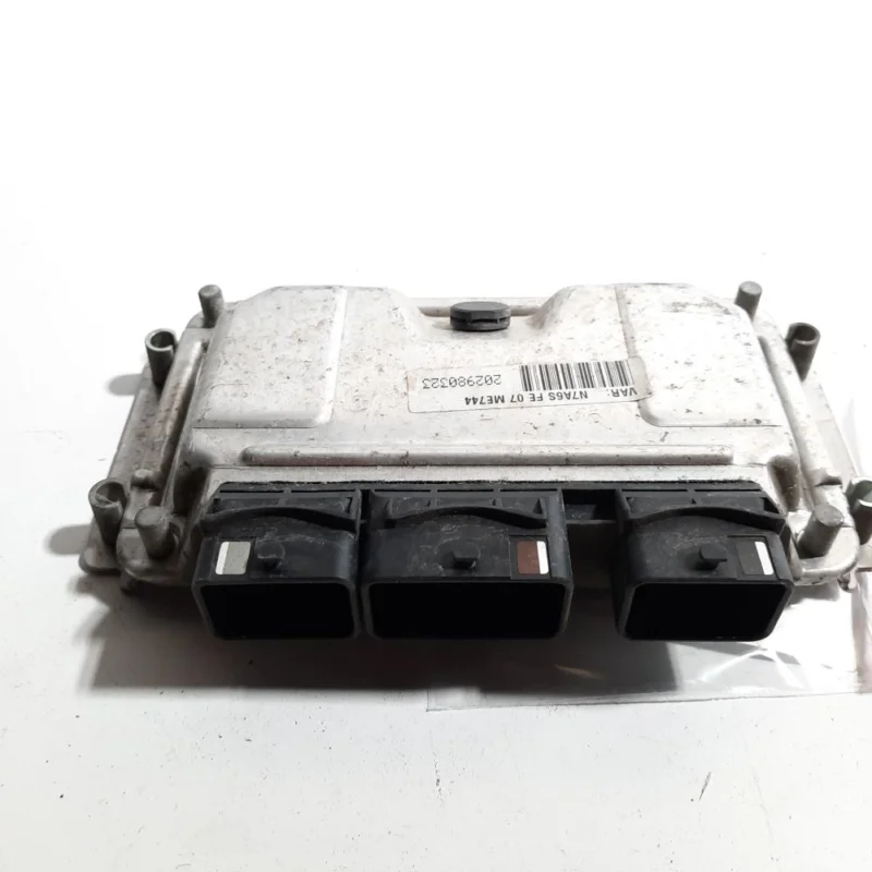 Calculator motor Bosch, cod 9638765980, 0261206606, Peugeot 206 SW, 1.6 benz, NFU (idi:492046) Ieftin