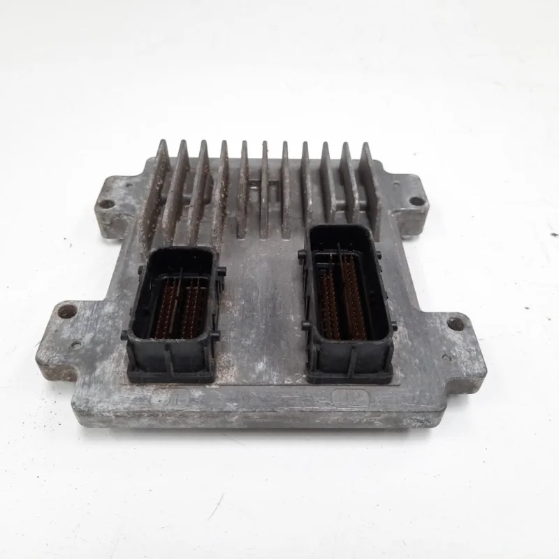 Cumpără acum Calculator motor, cod 55576691, Opel Astra J Sedan, 1.4 benz, A14XER (idi:491717)