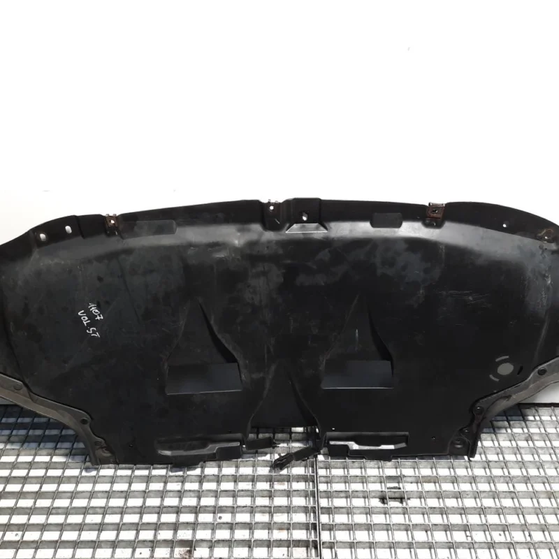 Comandă acum Scut motor, cod 8E0863823, Audi A4 Avant (8ED, B7) 2.0 tdi, BPW (idi:455342)