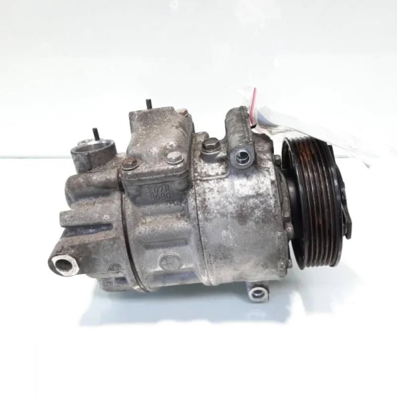 Retur gratuit Compresor clima Denso, cod 1K0820803F, VW Passat (3C2), 1.6 FSI, BLF (idi:481999)