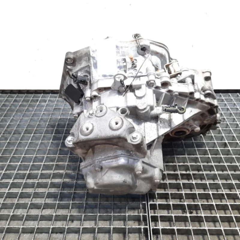 Reducere Cutie viteza manuala, cod GM55351000, Opel Vectra C GTS, 2.2 dti, Y22DTR, 5 vit man (pr:286779)