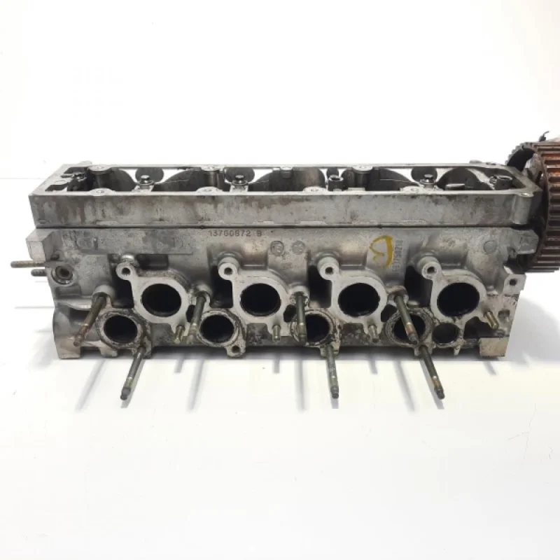 Chiulasa cu 1 axe came, cod 9633750210, Peugeot 406 Break, 2.0 hdi, RHS (idi:475816) Promoție