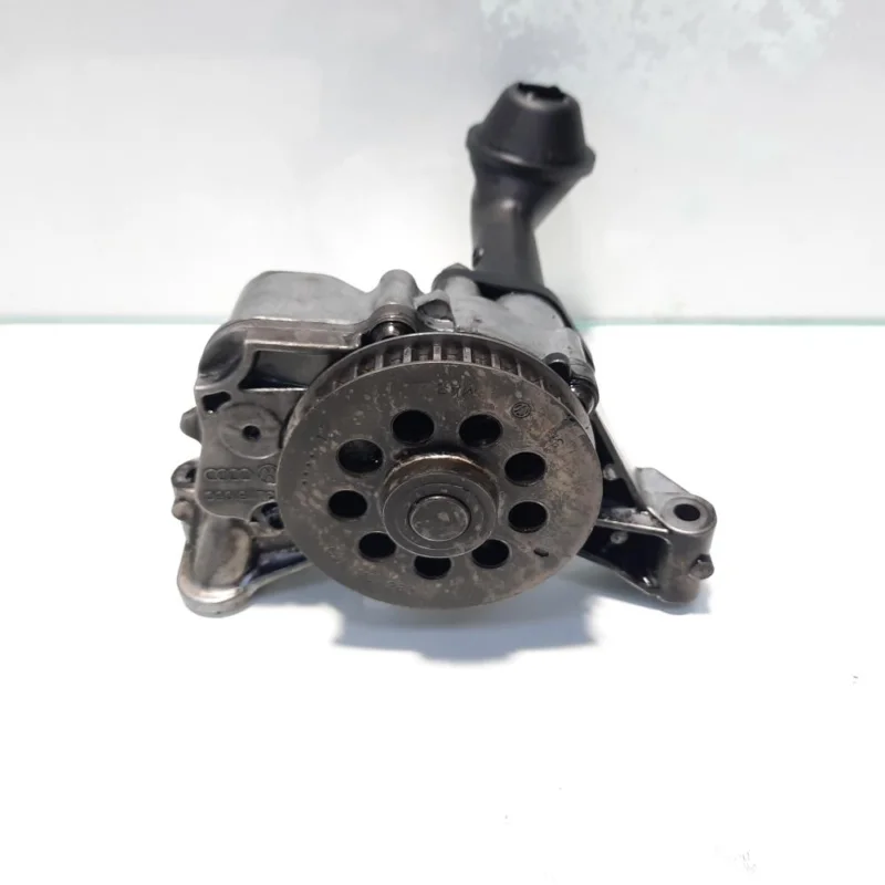 Discount Pompa ulei, cod 03L115105C, Skoda Superb II Combi (3T5), 1.6 TDI, CAY (idi:474729)