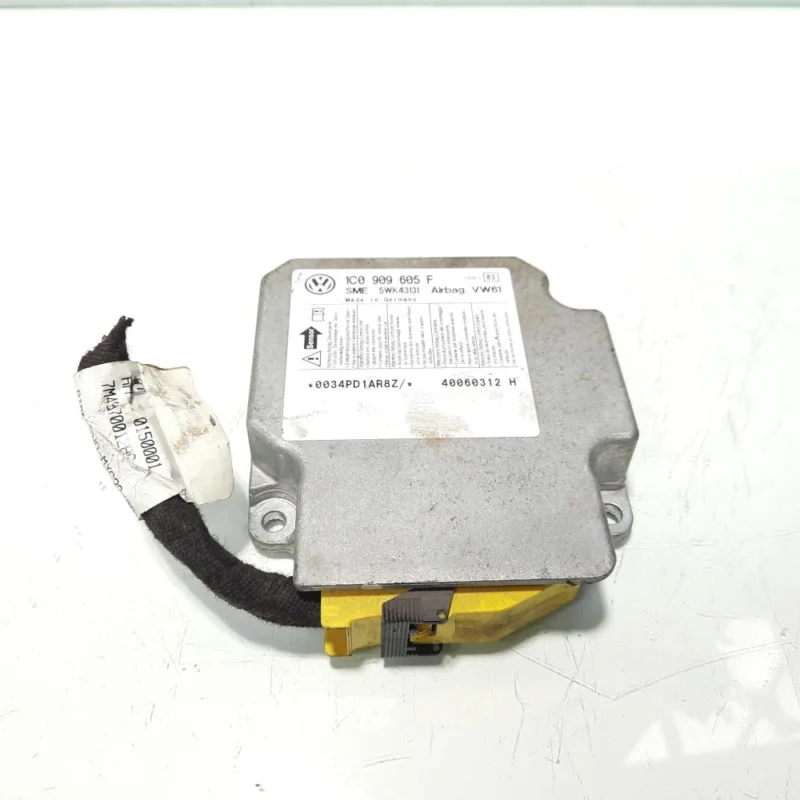 Calculator airbag, cod 1C0909605F, VW Golf 4 Cabriolet (1E7) (idi:470392) Comandă acum