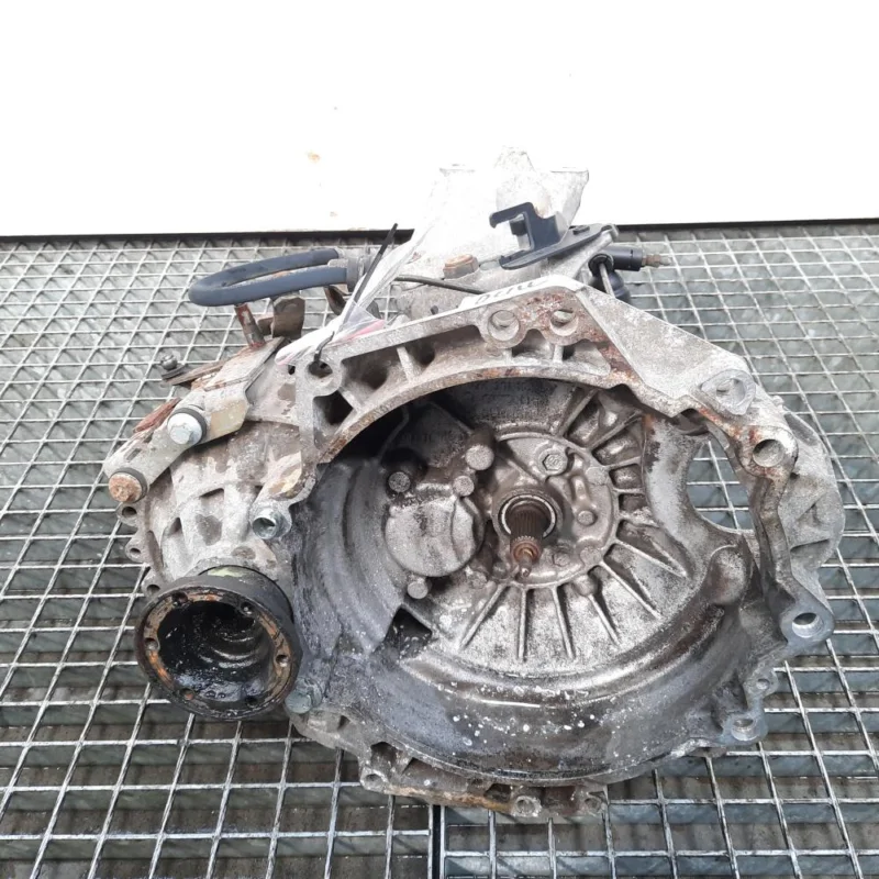 Ofertă exclusivă Cutie viteza manuala, cod DUW, VW Bora Combi (1J6), 1.4 benz, AXP, 5 vit man (idi:469356)