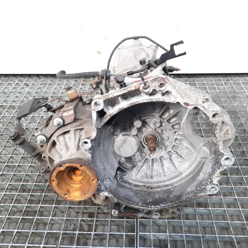 Livrare rapidă Cutie viteze manuala, cod ERT, VW Golf 4 (1J1), 1.4 benz, AXP, 5 vit man (idi:471844)