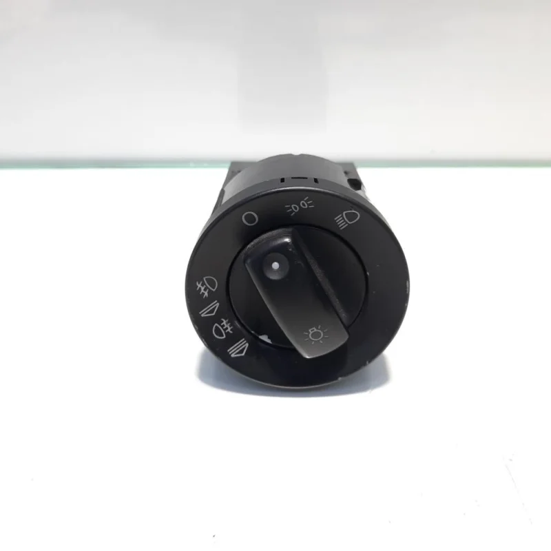 Calitate înaltă Bloc lumini cu proiectoare, cod 8E0941531C, Audi A4 Cabriolet (8H7) (idi:467183)