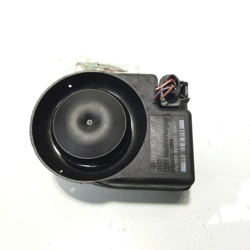 Sirena alarma, cod 1K0951605C, Audi A6 (4F2, C6) (id:464557) Preț redus