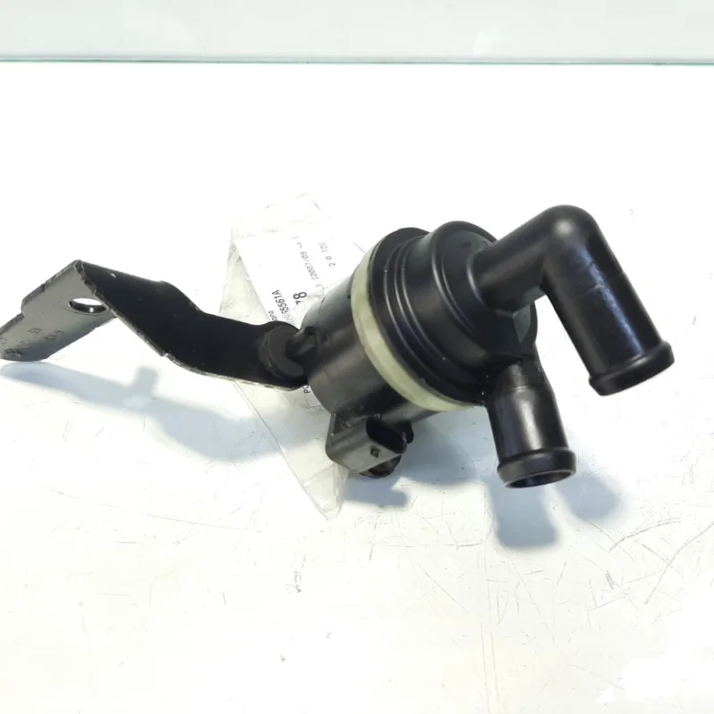 Pompa recirculare apa, cod 5N0965561A, Vw Tiguan (5N) 2.0 tdi, CFF (id:464178) Reducere specială
