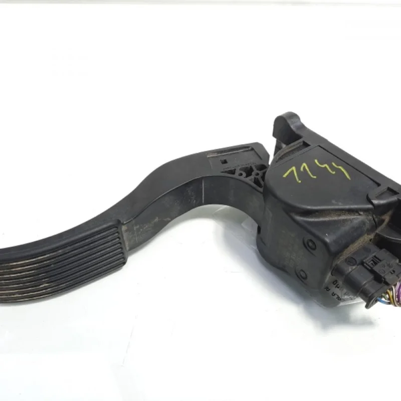 Transport gratuit Pedala acceleratie, cod A9063000404, Mercedes Vito Autobus (W639) (id:463416)